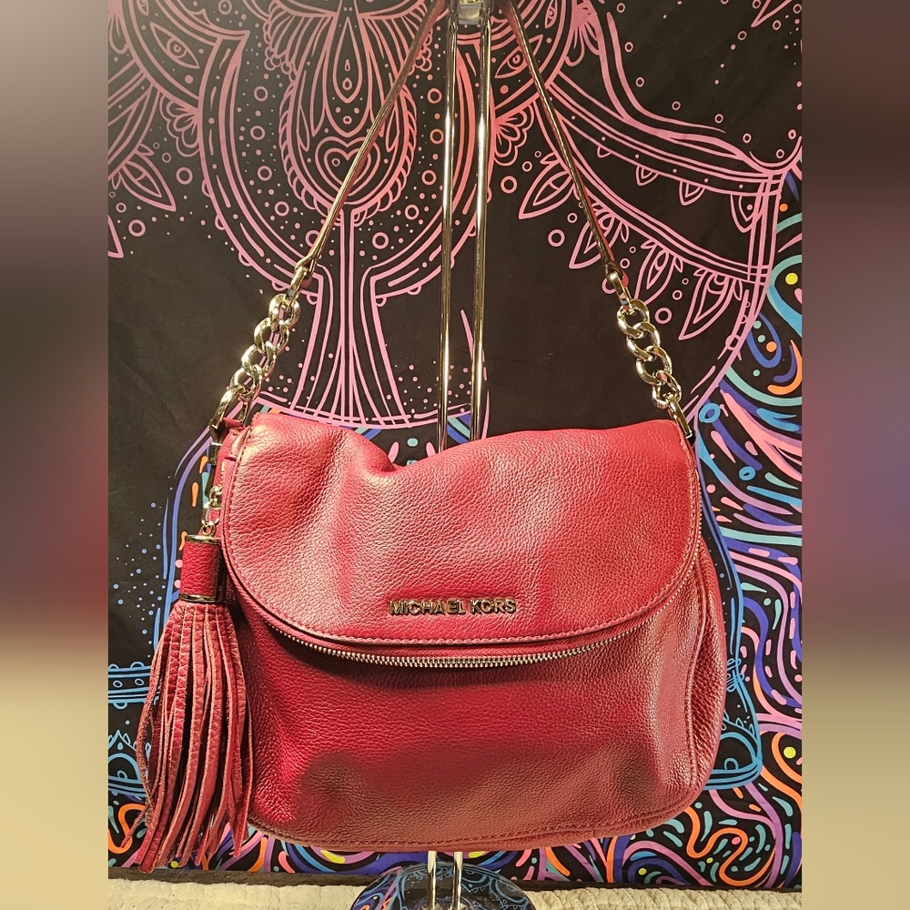 MICHAEL Michael Kors Bedford Fushia Leather Convertible Shoulder Bag
